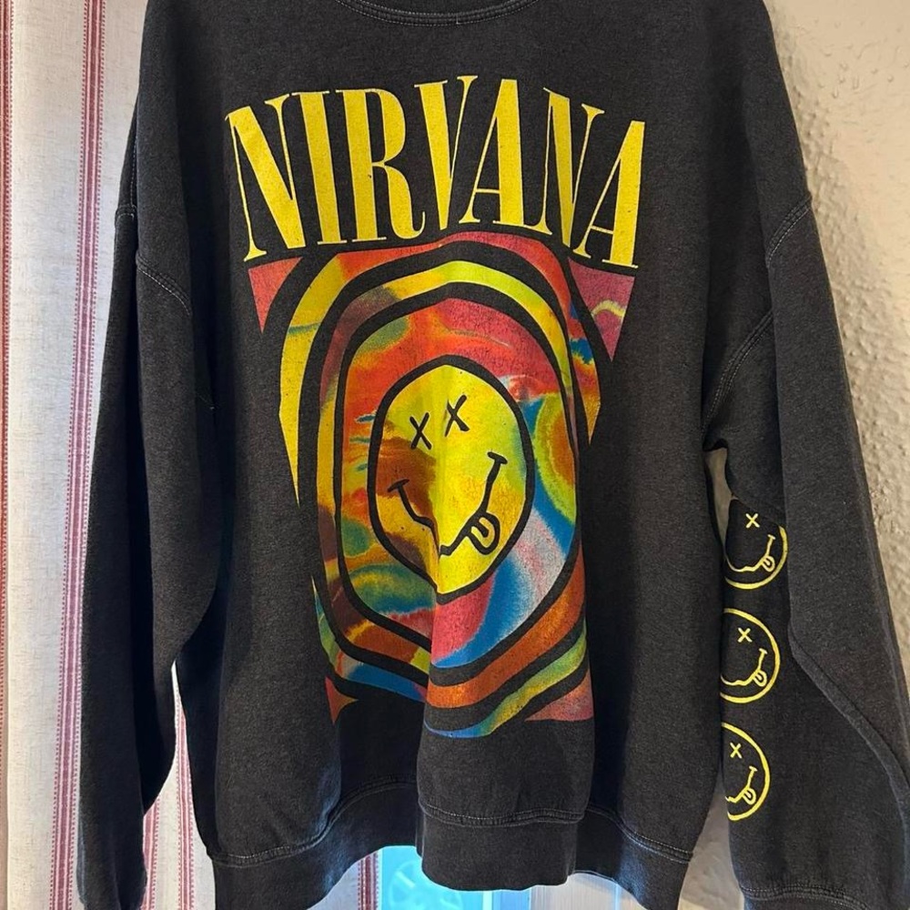 NIRVANA Multicolor Graphic Crewneck Sweater